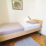 Apartman Lara's *