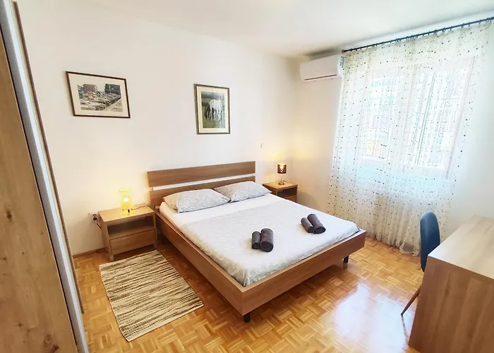 Lara's Apartamento *